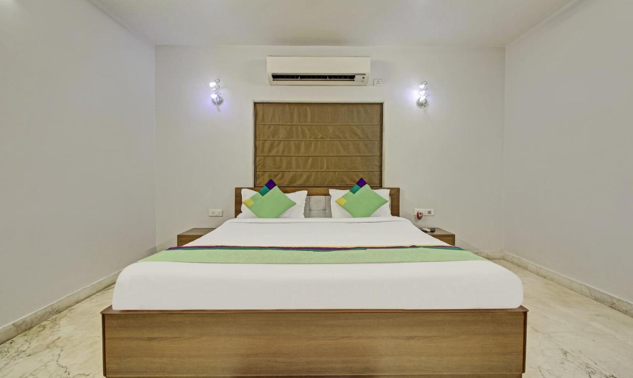 Treebo Sreemaa Newtown Hotel Panchuria Exterior photo